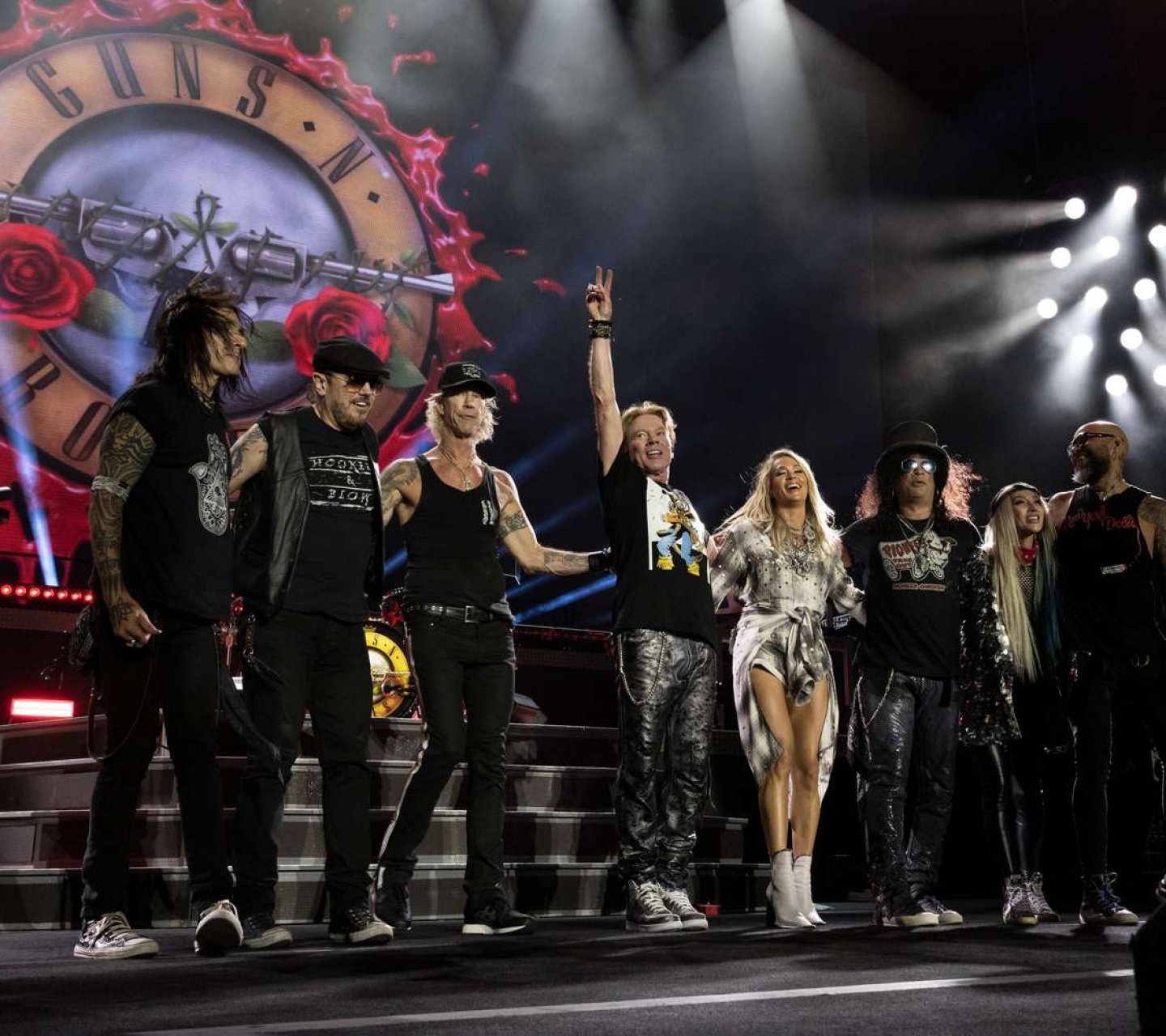 Guns N’ Roses объявили мировой тур 2026 года и готовят релиз двух новых песен